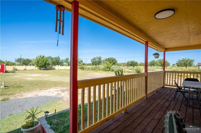 21604 N Val Verde Road, Edinburg, TX 78542