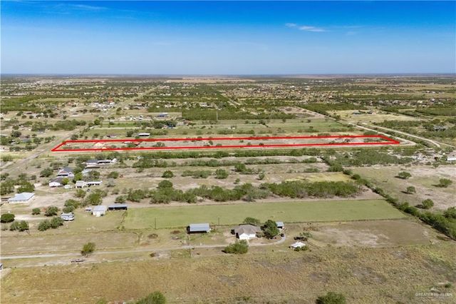 21604 N Val Verde Road, Edinburg, TX 78542