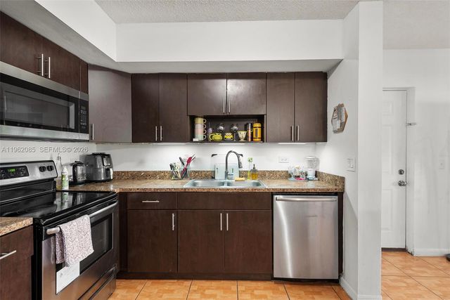 3660 N 56th Ave 602, Hollywood, FL 33021