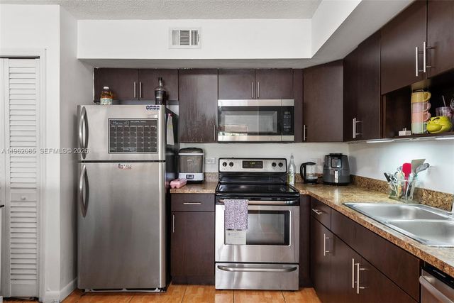 3660 N 56th Ave 602, Hollywood, FL 33021