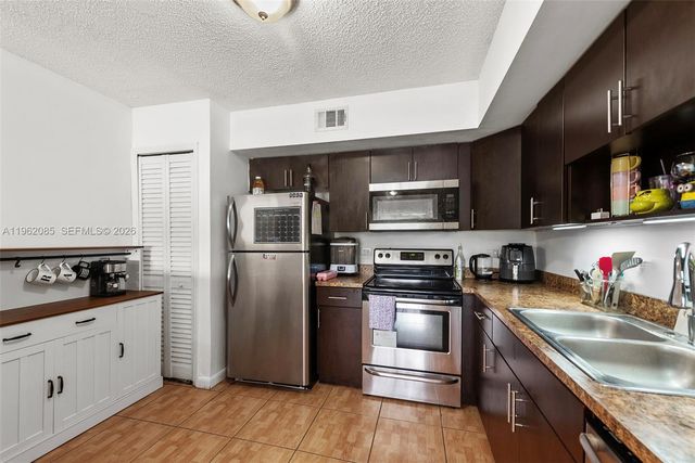 3660 N 56th Ave 602, Hollywood, FL 33021