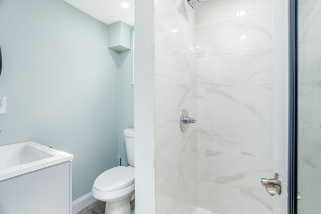 25 Benham St, Orange, MA 01364