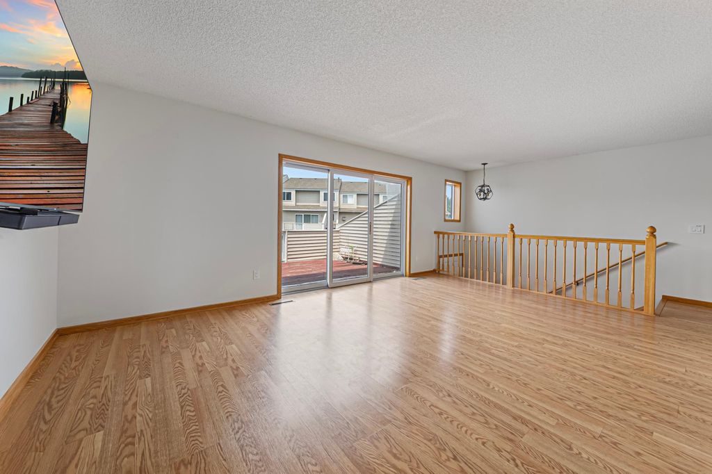 18368 English Avenue 43, Farmington, MN 55024 — photo 3