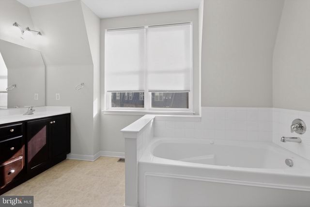 1415 TRAFALGAR LN, Frederick, MD 21701