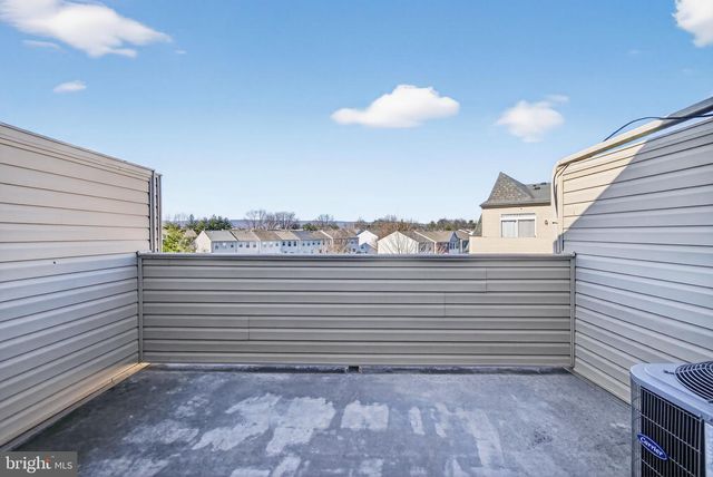 1415 TRAFALGAR LN, Frederick, MD 21701