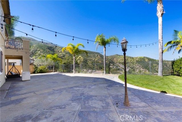 2078 Saltbush Circle, Corona, CA 92882