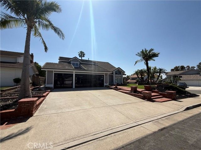 2078 Saltbush Circle, Corona, CA 92882