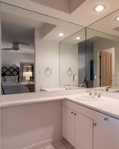7306 Hillcrest Dr, Modesto, CA 95356