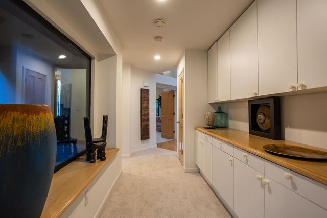7306 Hillcrest Dr, Modesto, CA 95356