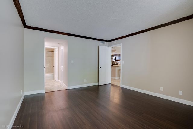 2314 S Cypress Bend Drive Unit 313, Pompano Beach, FL 33069