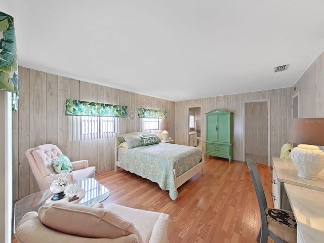 12501 ULMERTON ROAD 216, Largo, FL 33774