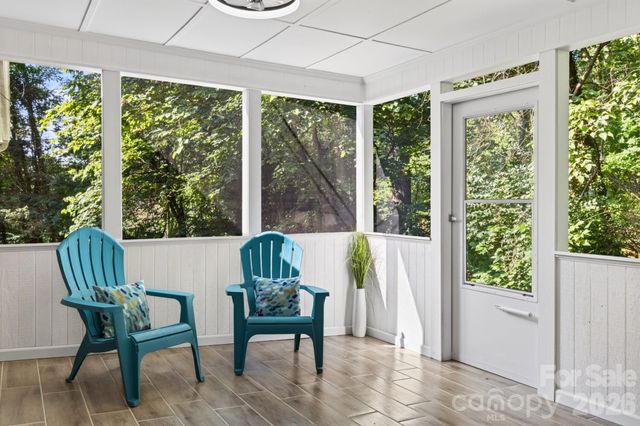 65 Beechwood Road, Asheville, NC 28805