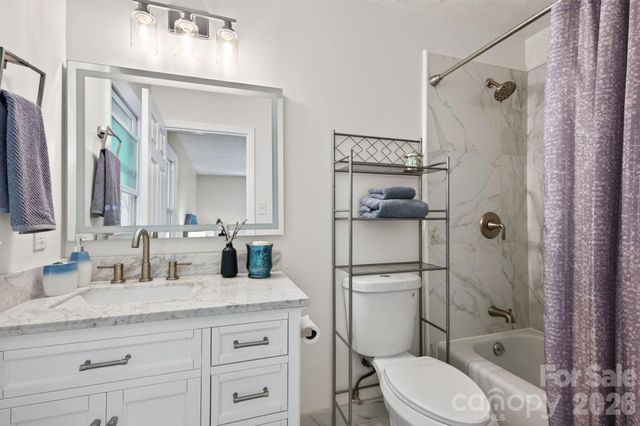 65 Beechwood Road, Asheville, NC 28805