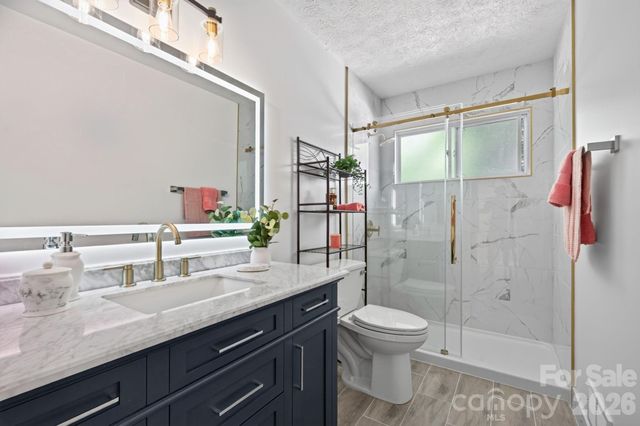 65 Beechwood Road, Asheville, NC 28805