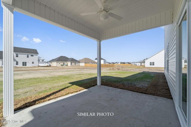 105 Sloth Lane, Jacksonville, NC 28546