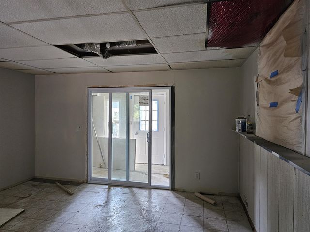 1560 S Brooks Road, Muskegon, MI 49442