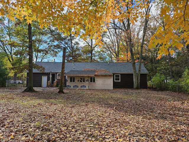 1560 S Brooks Road, Muskegon, MI 49442