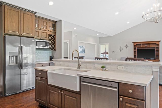 N1853 Clover ROAD, Lake Geneva, WI 53147