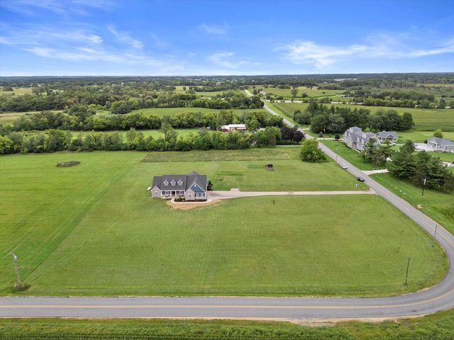 N1853 Clover ROAD, Lake Geneva, WI 53147