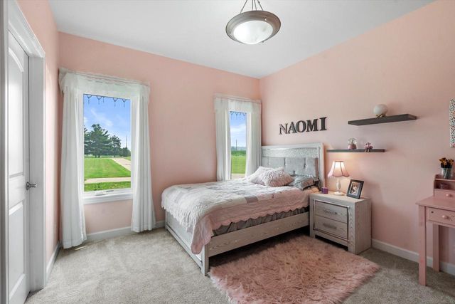 N1853 Clover ROAD, Lake Geneva, WI 53147