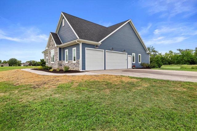 N1853 Clover ROAD, Lake Geneva, WI 53147