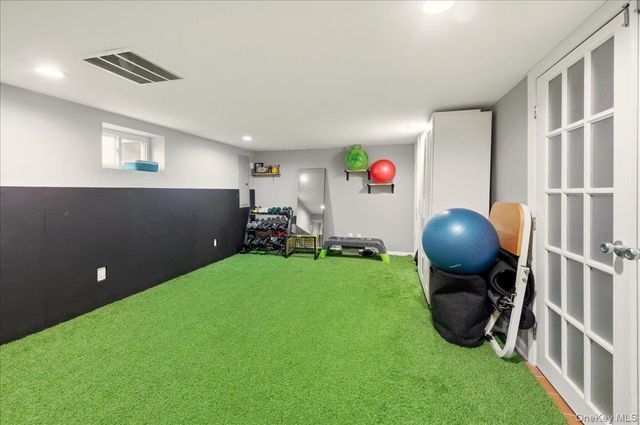 20 Van Buren Place, White Plains, NY 10603