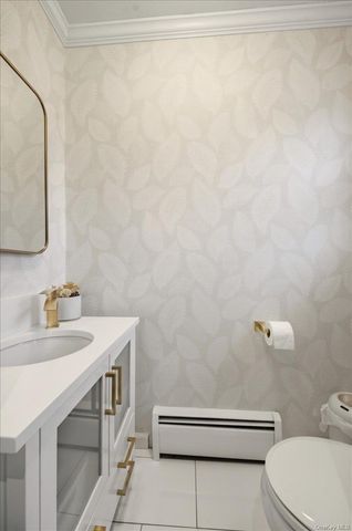 20 Van Buren Place, White Plains, NY 10603