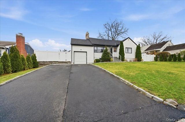 20 Van Buren Place, White Plains, NY 10603