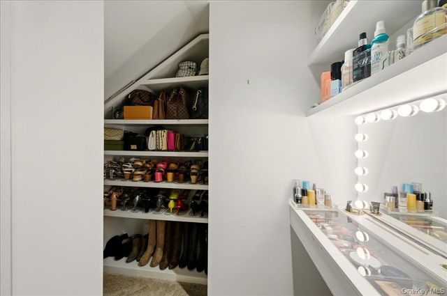 20 Van Buren Place, White Plains, NY 10603