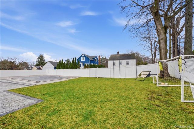 20 Van Buren Place, White Plains, NY 10603