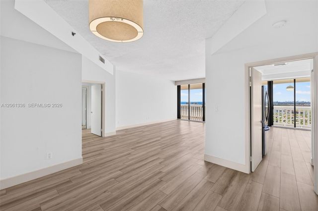 2000 Island Boulevard 3008, Aventura, FL 33160