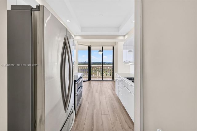 2000 Island Boulevard 3008, Aventura, FL 33160