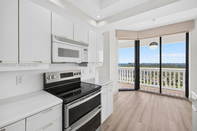 2000 Island Boulevard 3008, Aventura, FL 33160