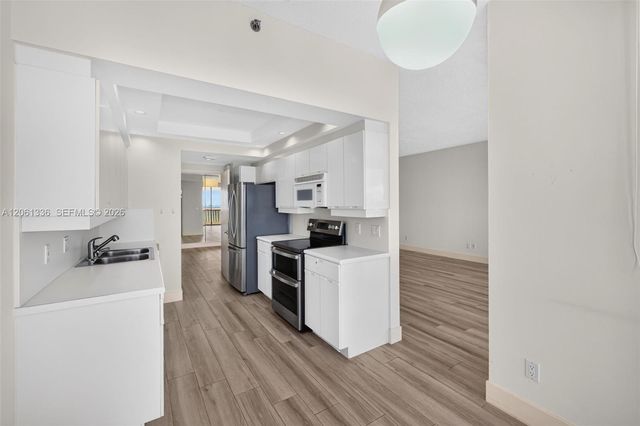 2000 Island Boulevard 3008, Aventura, FL 33160