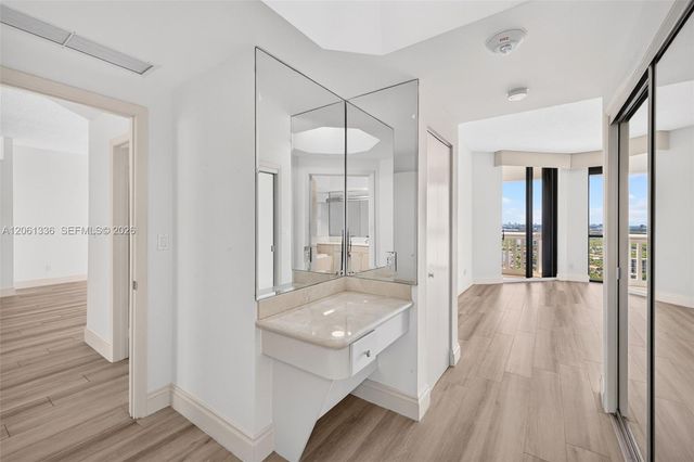 2000 Island Boulevard 3008, Aventura, FL 33160