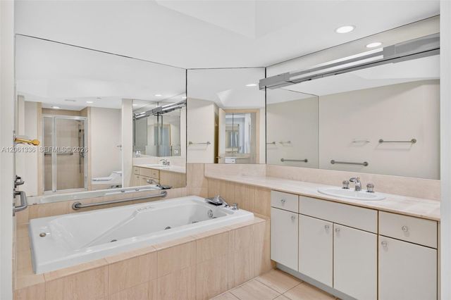 2000 Island Boulevard 3008, Aventura, FL 33160