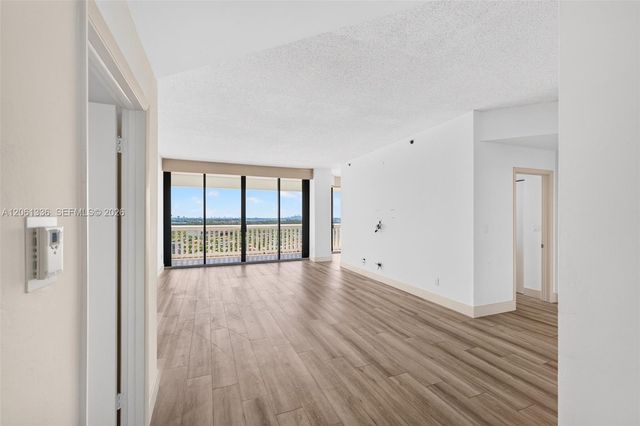 2000 Island Boulevard 3008, Aventura, FL 33160