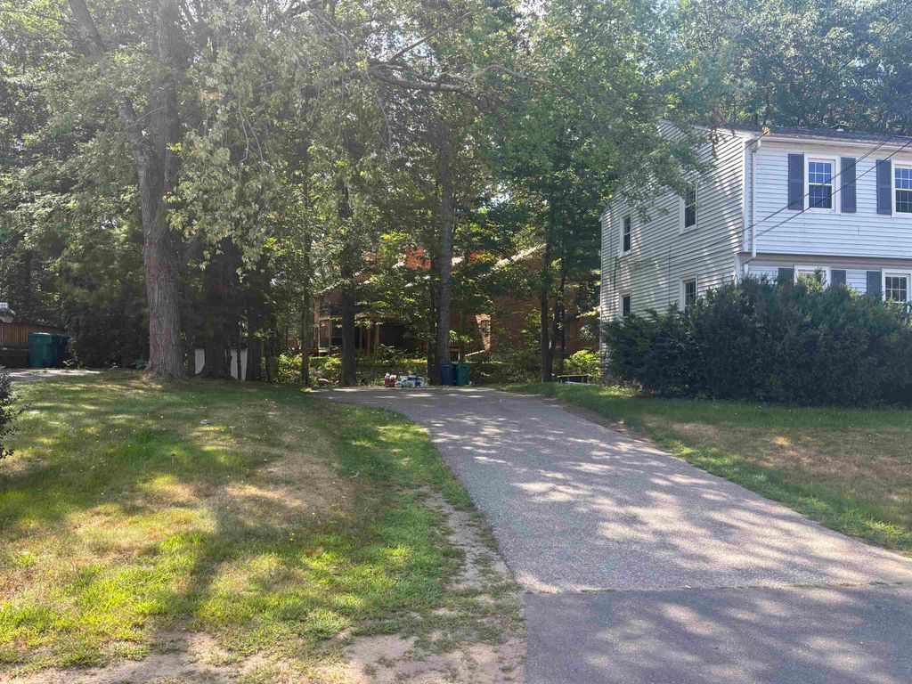 Image 19 of property listing at 401 High St # 1, Hampton, NH 03842