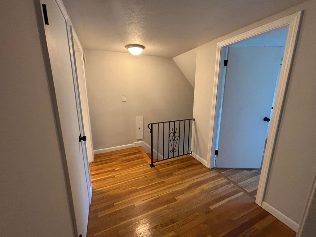Image 10 of property listing at 401 High St # 1, Hampton, NH 03842