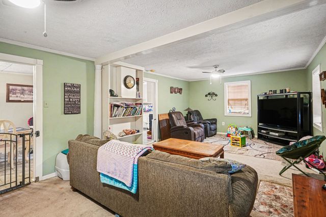 6185 Old Highway 31 East, Bethpage, TN 37022