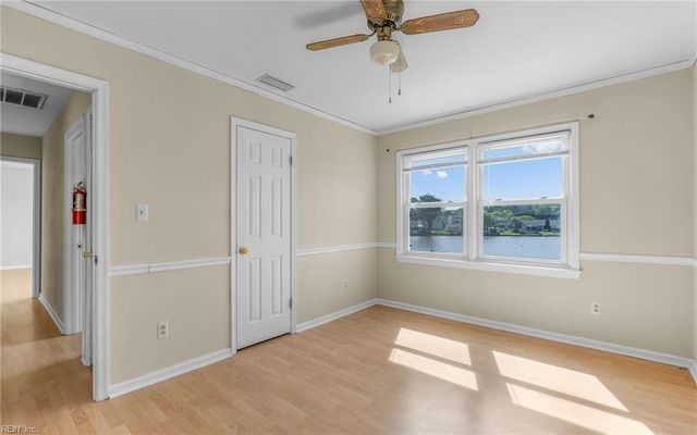 2017 Haviland DR, Virginia Beach, VA 23454