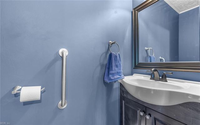 2017 Haviland DR, Virginia Beach, VA 23454