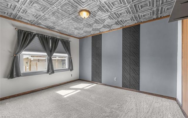 2017 Haviland DR, Virginia Beach, VA 23454