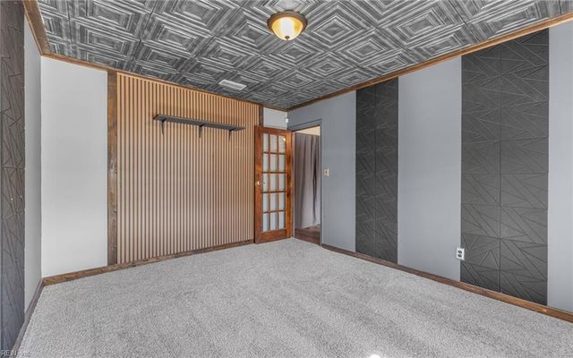 2017 Haviland DR, Virginia Beach, VA 23454