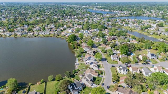 2017 Haviland DR, Virginia Beach, VA 23454