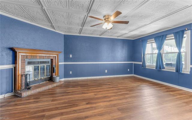 2017 Haviland DR, Virginia Beach, VA 23454