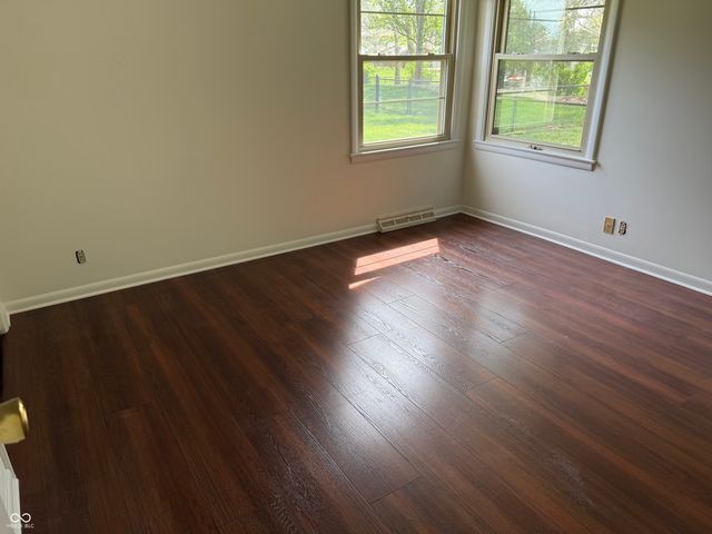 4226 Roselawn Avenue, Columbus, IN 47203