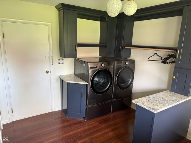 4226 Roselawn Avenue, Columbus, IN 47203