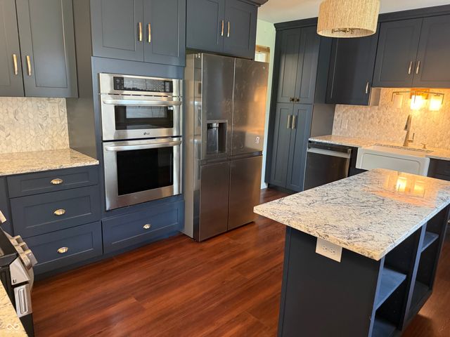 4226 Roselawn Avenue, Columbus, IN 47203