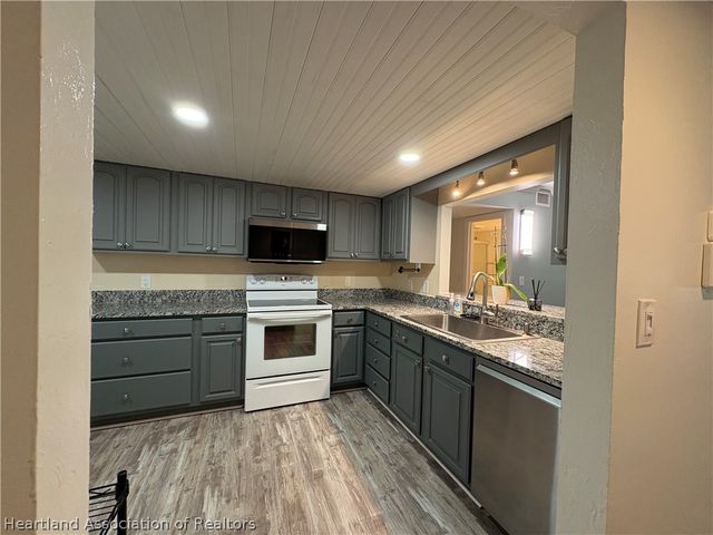 4410 Lafayette Avenue, Sebring, FL 33875